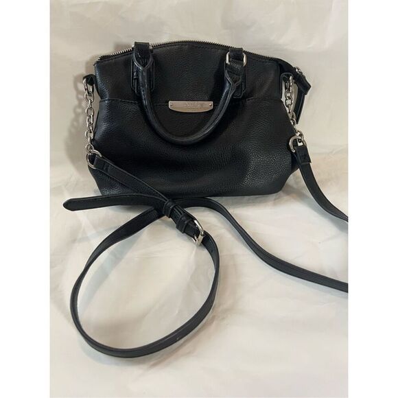 Jones New York Black shoulder bag with silver hardware - Picture 2 of 10